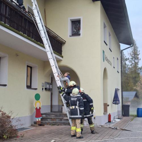 Evakuierung über Leiter