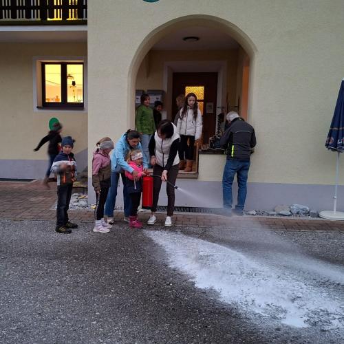 Löschprobe mit Handlöscher