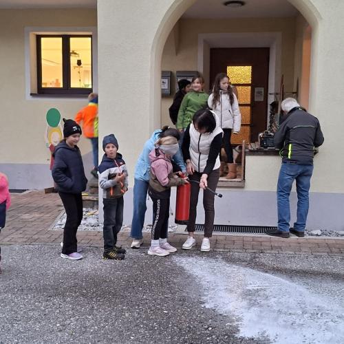 Löschprobe mit Handlöscher