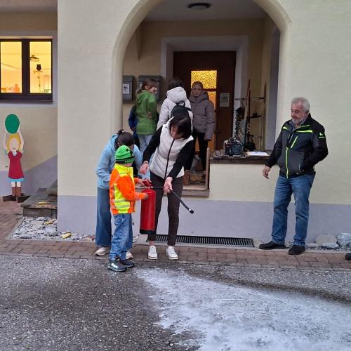 Löschprobe mit Handlöscher