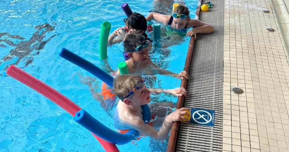 Kinderschwimmtraining